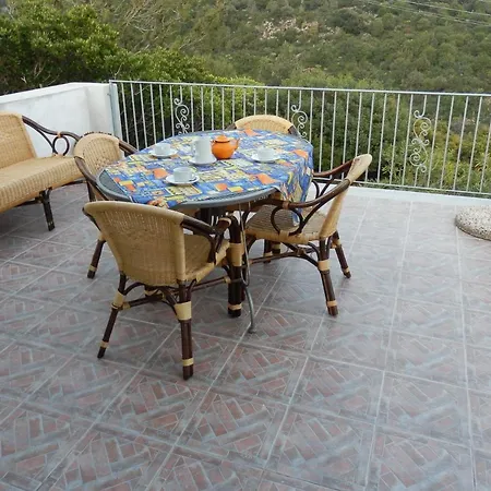 Camilla E Gabriele *