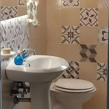 בית נופש Camilla E Gabriele קאלה גונונה