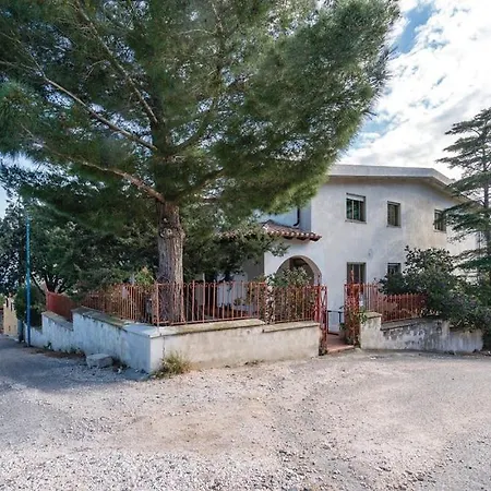 Camilla E Gabriele בית נופש *