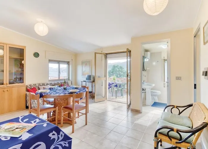 Camilla E Gabriele Nyaraló *